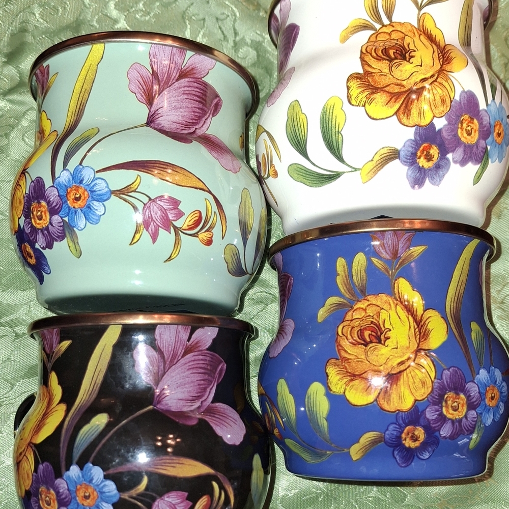 McKenzie Childs NEW Set of 4 diff Flower Market sturdy enamel mugs. Coffee? Gift